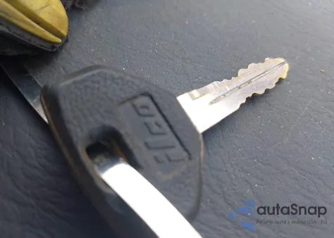 2004 Jeep Liberty Sport from USA, damaged, VIN 1J4GK48K94W299278